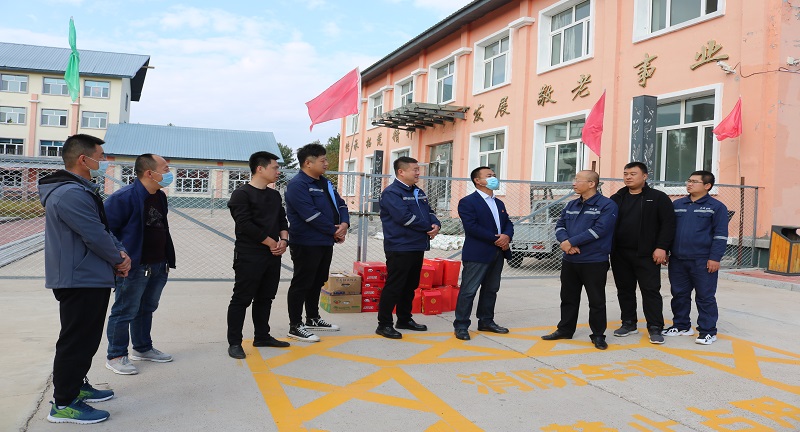 1602492338660089.jpg 富華錦河-- 國企擔當 讓愛繼續傳統佳節 溫暖問候 (2).JPG