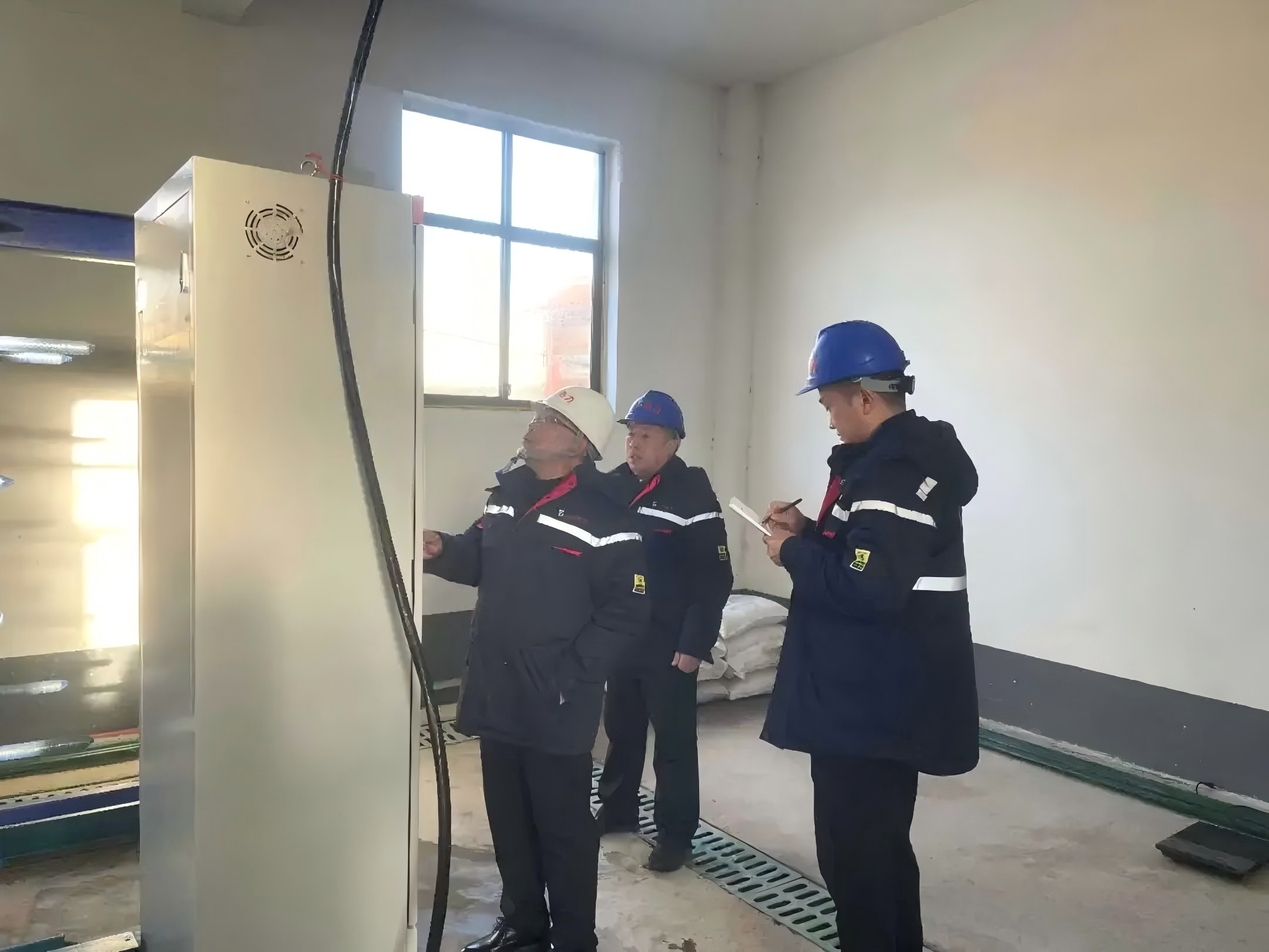 1733711015629761.jpg 4.jpg